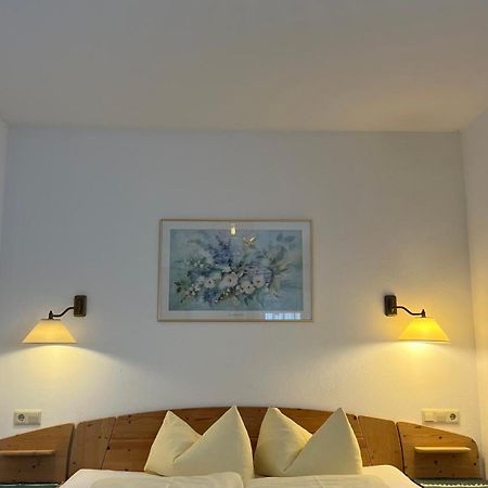 ניוסטיפט אים סטובאיטל Ferienhaus Ahorn מראה חיצוני תמונה